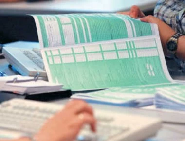 Εντός του Μαρτίου αναμένεται να ξεκινήσει η υποβολή των φορολογικών δηλώσεων -Τα βασικά σημεία του νέου Ε1